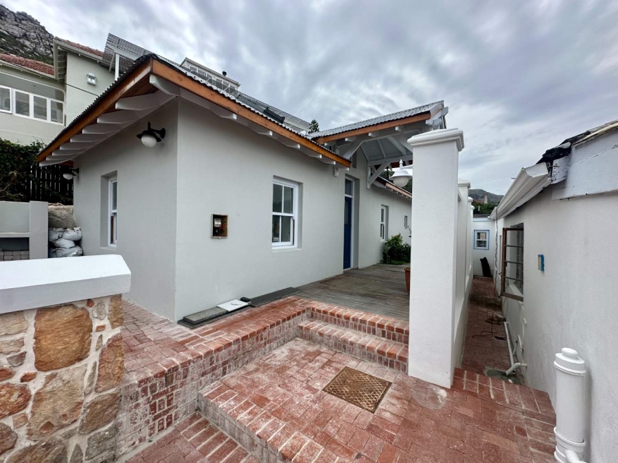 3 Bedroom Property for Sale in Kalk Bay Western Cape